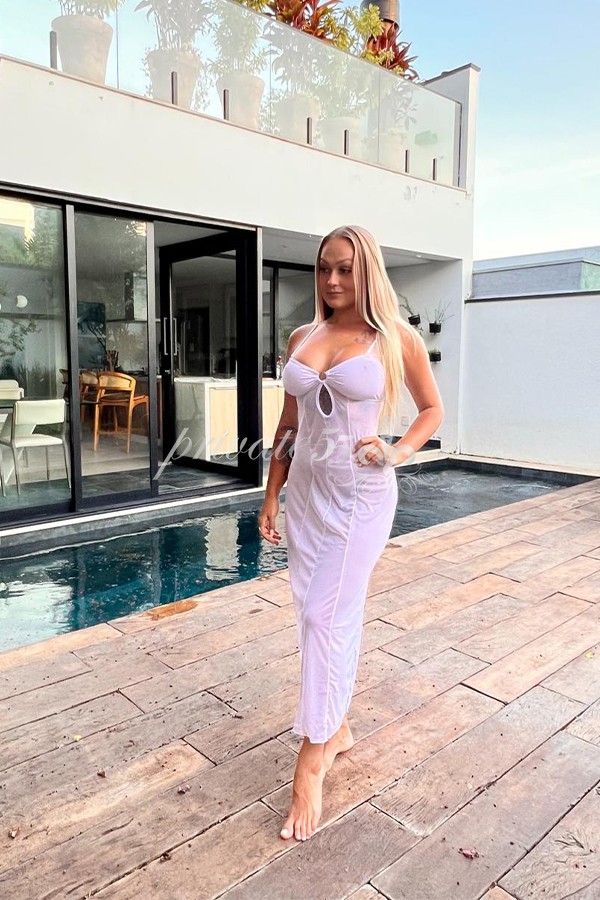 Laura Buarque - Acompanhantes Florianópolis - Acompanhantes Floripa - Acompanhantes SC