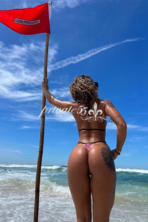 LIARA BREHM - Acompanhantes Florianópolis