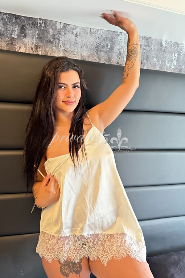 LÍVIA WALLACE  - Acompanhantes Florianópolis
