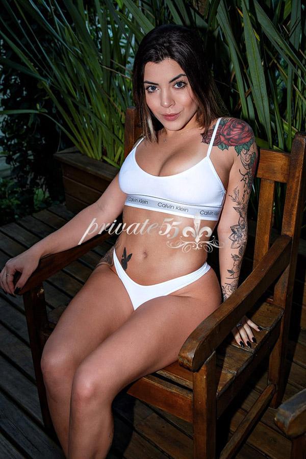 MELISSA MUNIZ - Acompanhantes Florianópolis