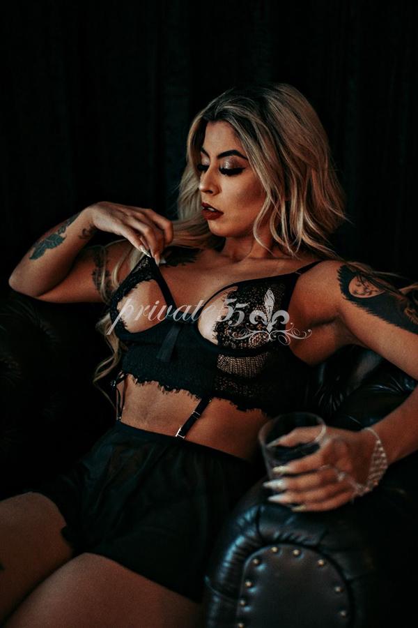 VALENTINA ALBUQUERQUE - Acompanhantes Florianópolis