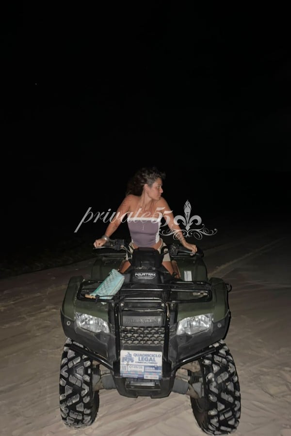 VIVI BERNARDI - Acompanhantes Florianópolis
