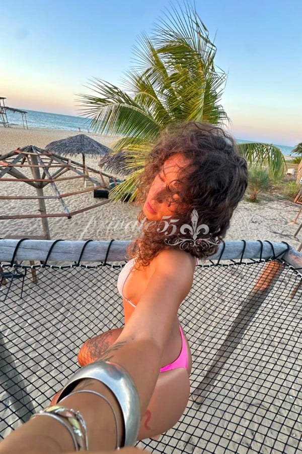 VIVI BERNARDI - Acompanhantes Florianópolis