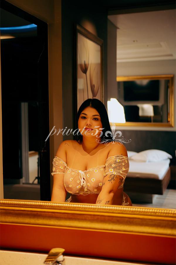 YASMIN VITÓRIA - Acompanhantes Florianópolis