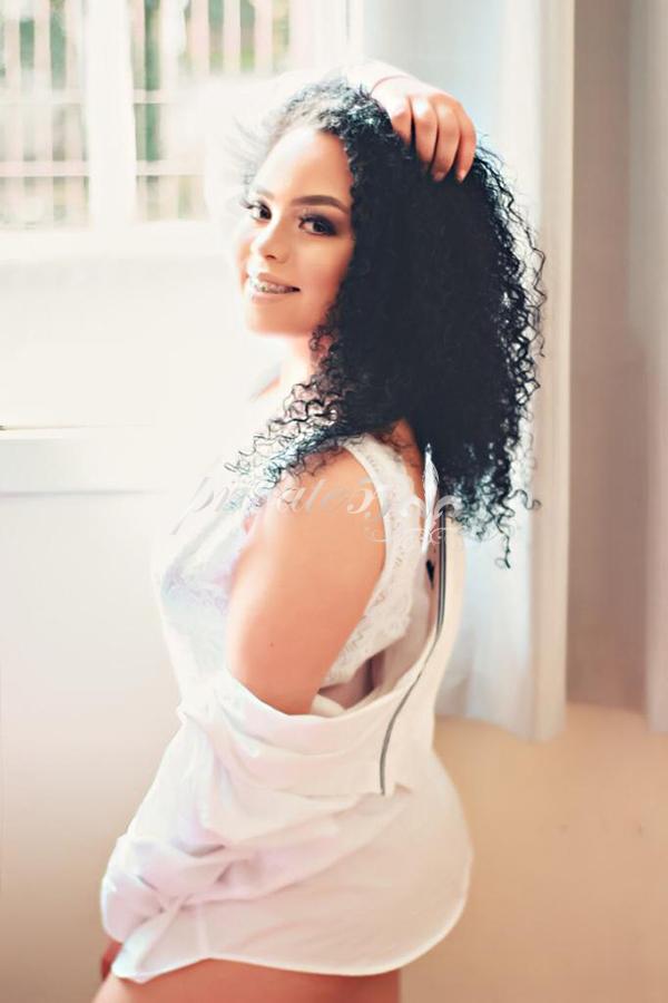 ÁGATHA GONZALES - Acompanhantes Florianópolis