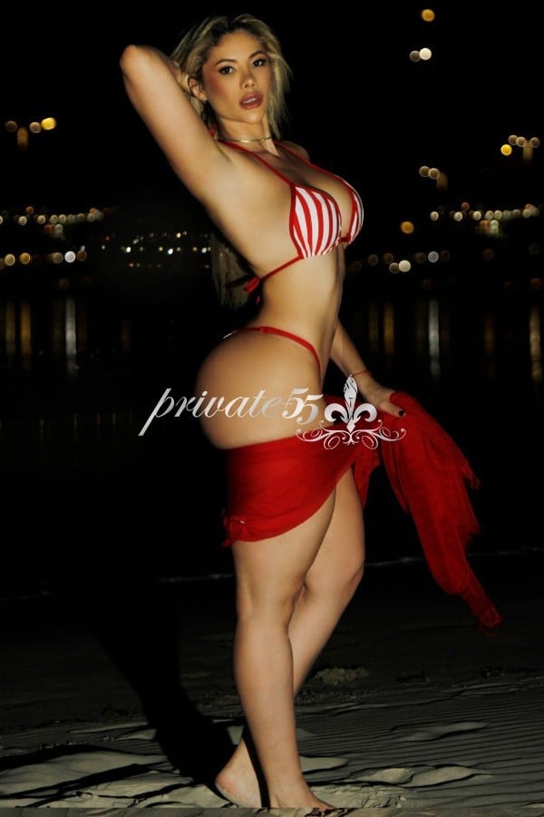 LIZ  FERNANDA - Acompanhantes Goiânia