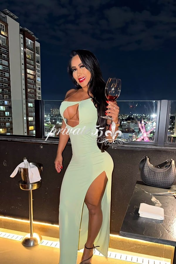NADINE  BORGES - Acompanhantes Goiânia