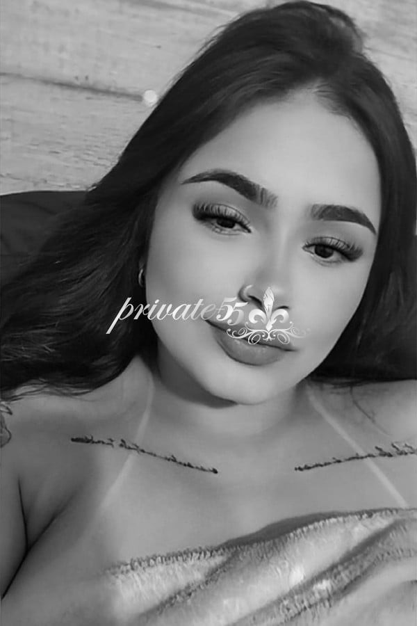 AYLA PUZZUOLLI - Acompanhantes Itajaí