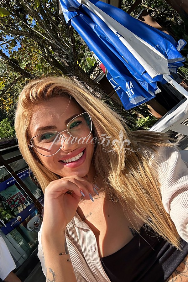 MAY RIVEIRA - Acompanhantes Itajaí