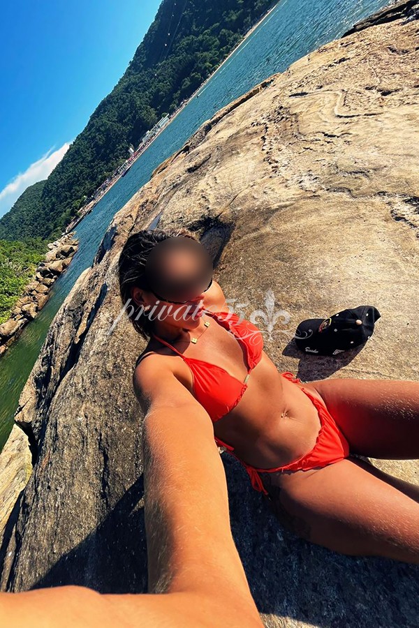AMANDA DUARTE - Acompanhantes Itapema
