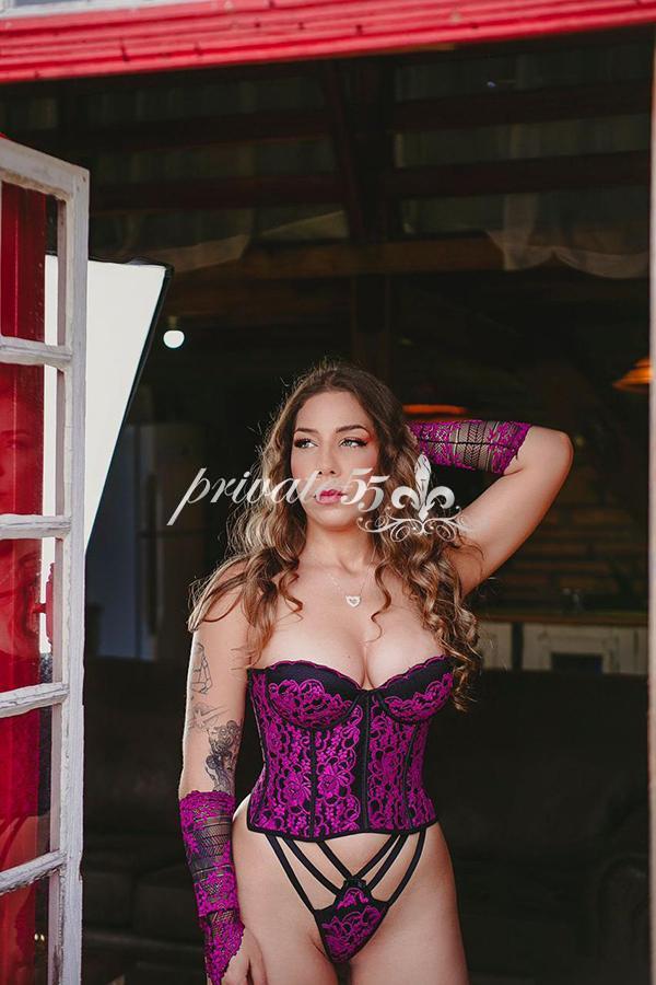 BRUNNA FERRARI - Acompanhantes Itapema
