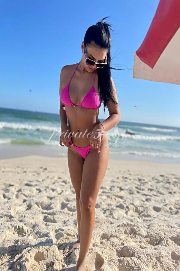 DEBORA LUIZA - Acompanhantes Itapema