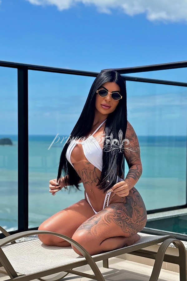 GABI GUIMARÃES - Acompanhantes Itapema