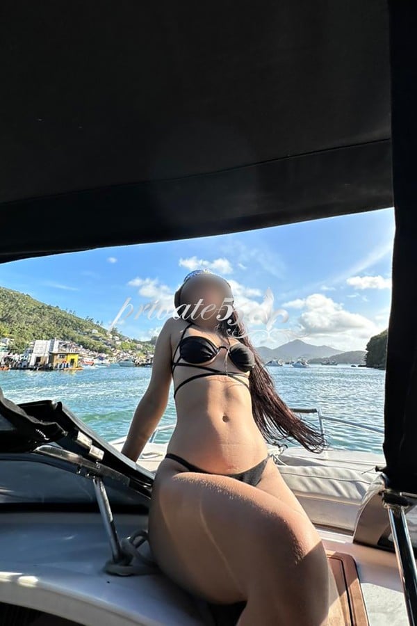 LUARA CAMPOS - Acompanhantes Itapema