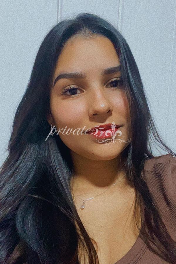 SUELLEN MAIA - Acompanhantes Itapema