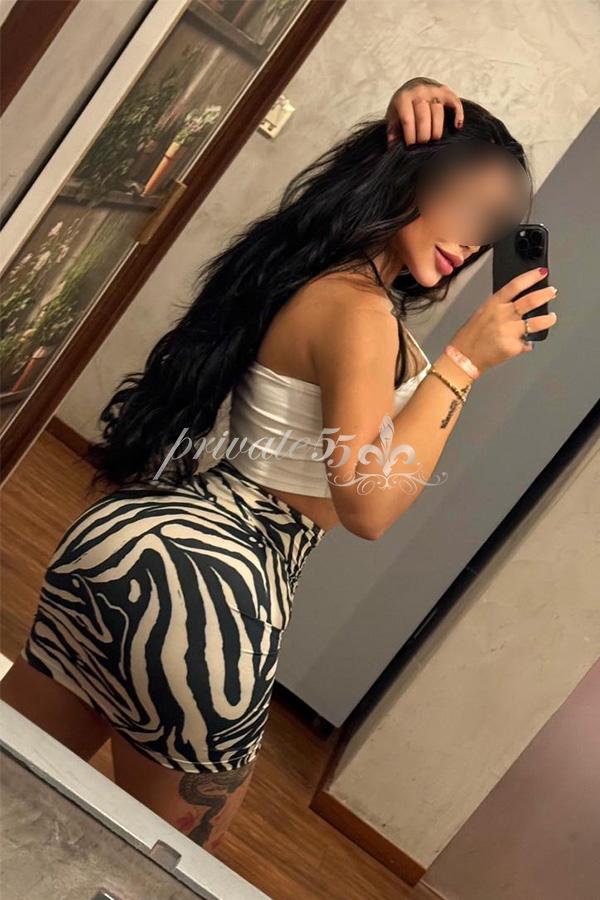 DANIELA LINS - Acompanhantes Joinville