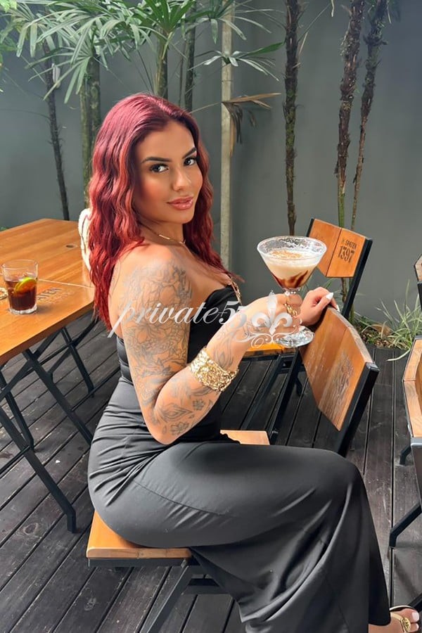 LUÍSA NÓBREGA - Acompanhantes Joinville