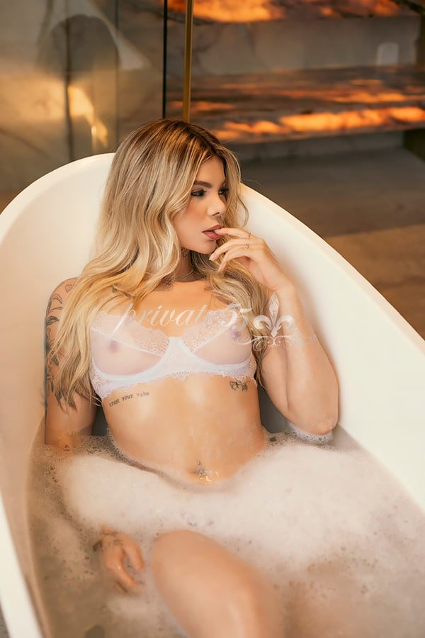 MIA ALBUQUERQUE - Acompanhantes Joinville