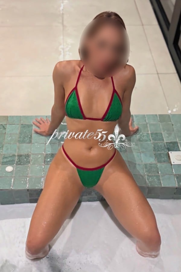 RAISSA ALVEZ - Acompanhantes Joinville