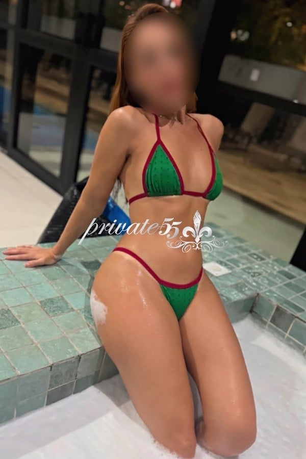 RAISSA ALVEZ - Acompanhantes Joinville