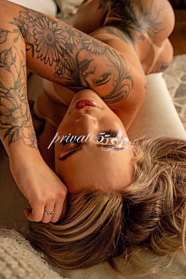 CAROLINE KEFFLER - Acompanhantes Londrina