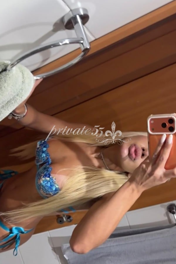ISABELLA BLAZE - Acompanhantes Londrina