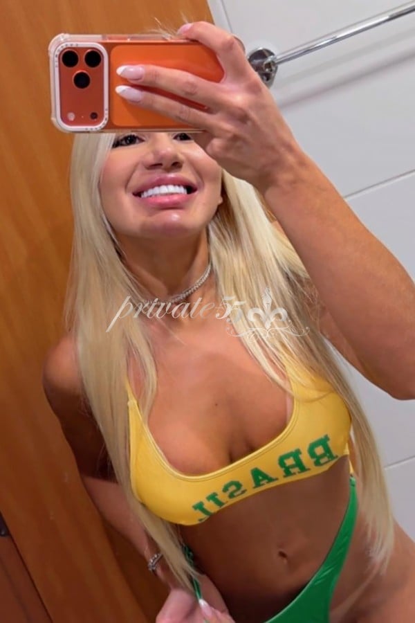 ISABELLA BLAZE - Acompanhantes Londrina