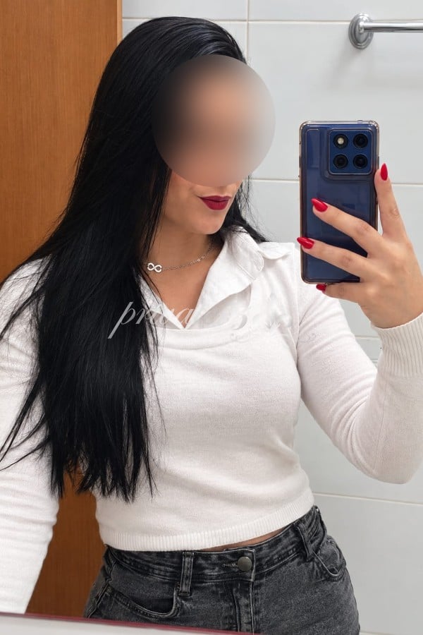 LUANA  FERREIRA  - Acompanhantes Londrina