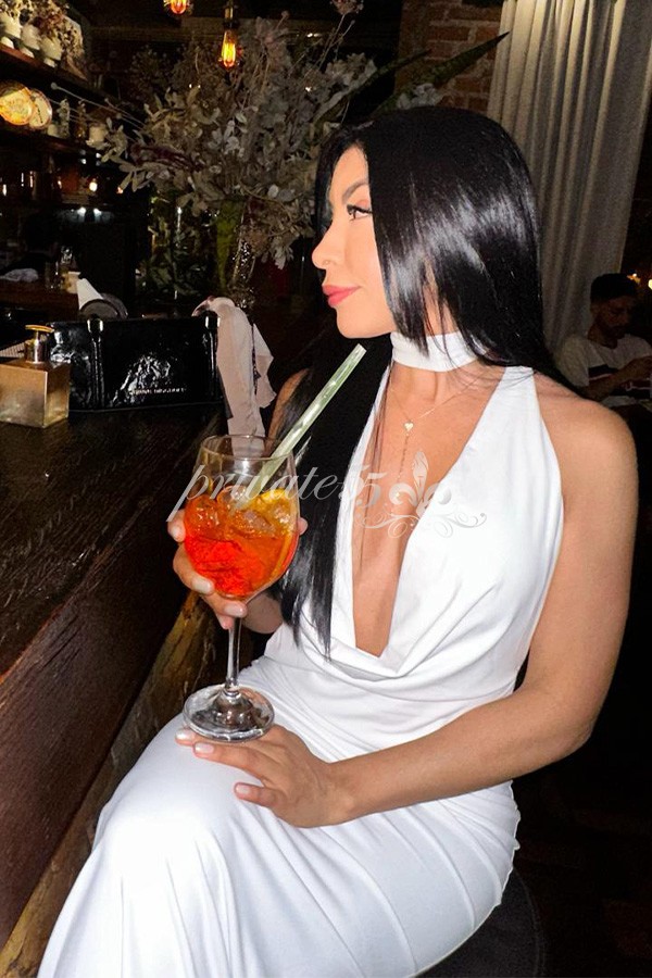 Aline Manauara - Acompanhantes Porto Alegre - Acompanhantes POA - Acompanhantes RS