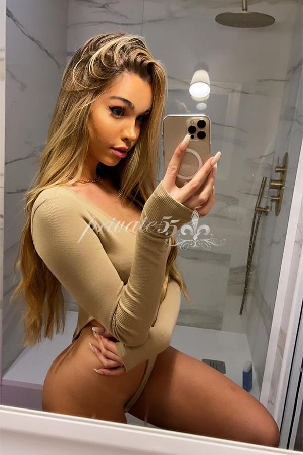 CAROL MUNIZ - Acompanhantes Porto Alegre