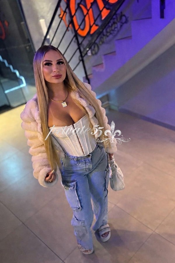EDUARDA GOULART  - Acompanhantes Porto Alegre