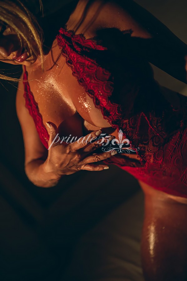 FERNANDA BUENO - Acompanhantes Porto Alegre