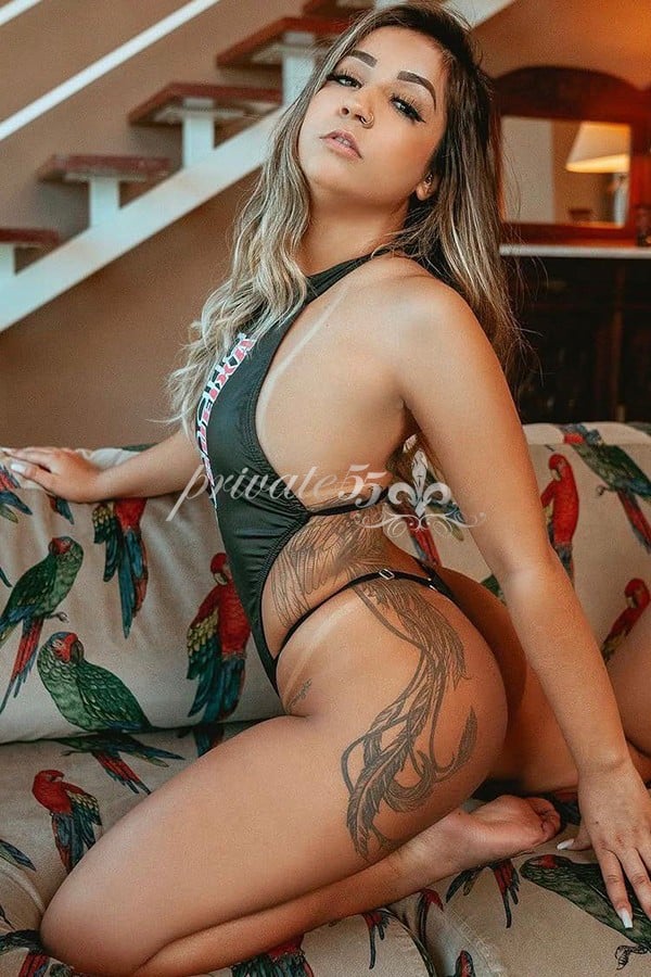 IVY PETIT - Acompanhantes Porto Alegre
