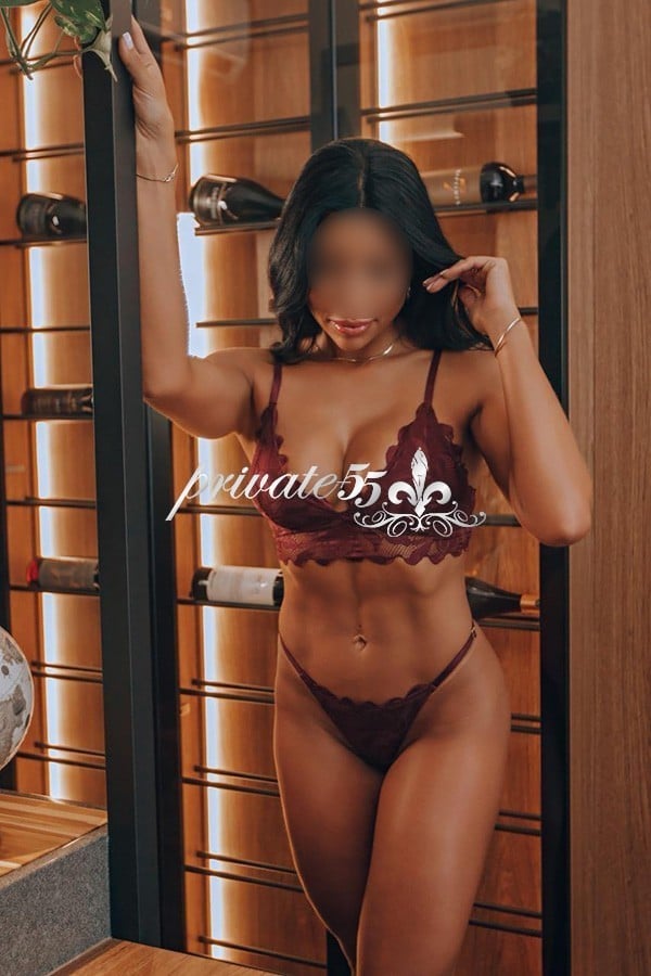 JÚLIA ANDRADE - Acompanhantes Porto Alegre