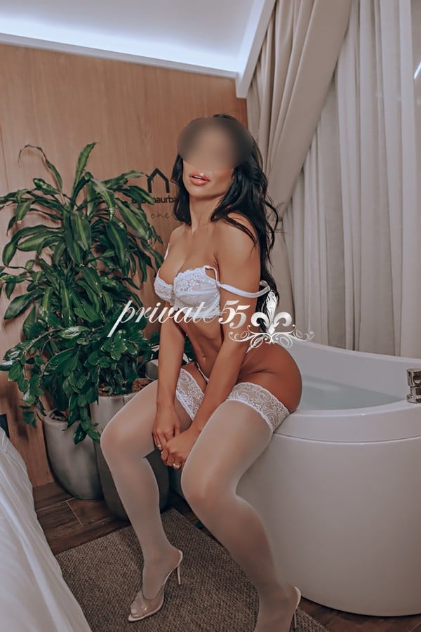 JÚLIA ANDRADE - Acompanhantes Porto Alegre