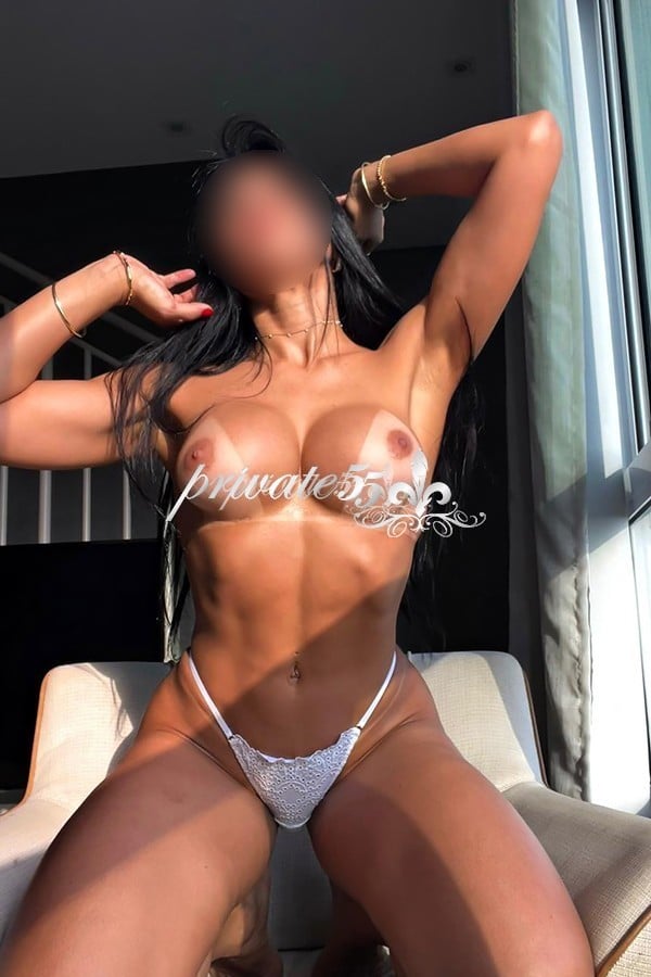 JÚLIA ANDRADE - Acompanhantes Porto Alegre