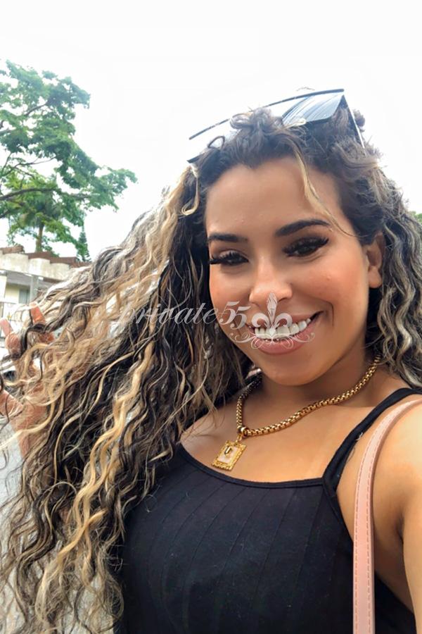 JÚLIA PADILHA - Acompanhantes Porto Alegre