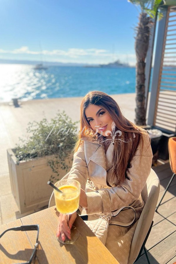 Laura Valentin - Acompanhantes Porto Alegre - Acompanhantes POA - Acompanhantes RS