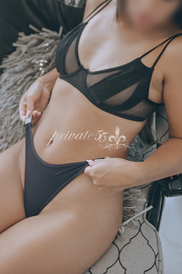 LETÍCIA  BRUM - Acompanhantes Porto Alegre