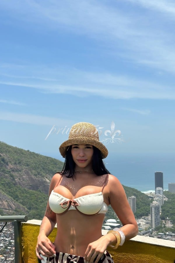 LIVIA  VILLAR - Acompanhantes Porto Alegre