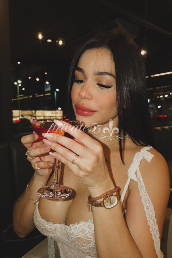 LIVIA  VILLAR - Acompanhantes Porto Alegre
