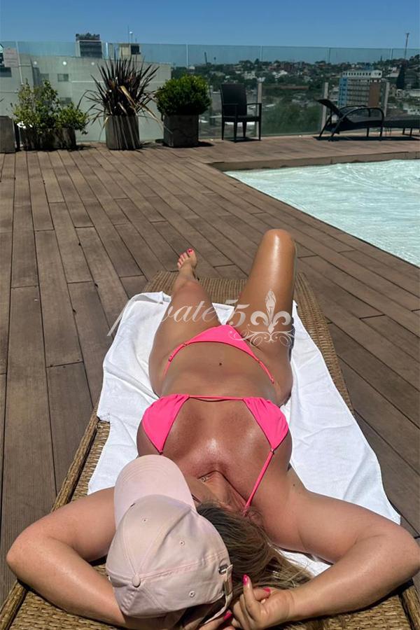 LIVIA OLIVEIRA - Acompanhantes Porto Alegre