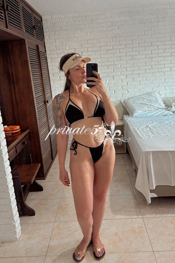 MARIANE  HANNECKER - Acompanhantes Porto Alegre