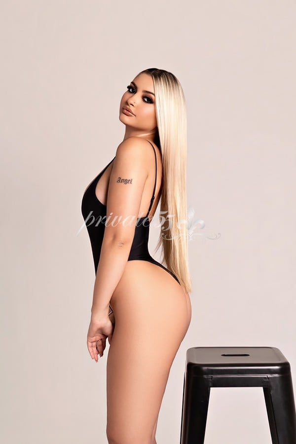 MARINA  ROSON - Acompanhantes Porto Alegre