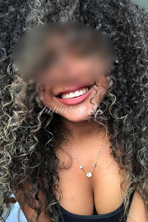 NEFERTARI MILLER - Acompanhantes Recife