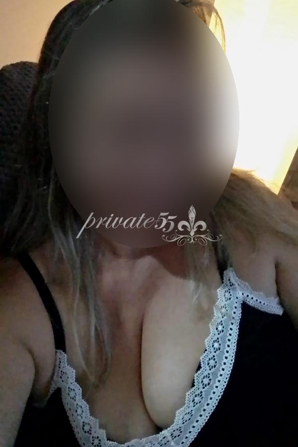 KASSIA OMENA - Acompanhantes Ribeirão Preto