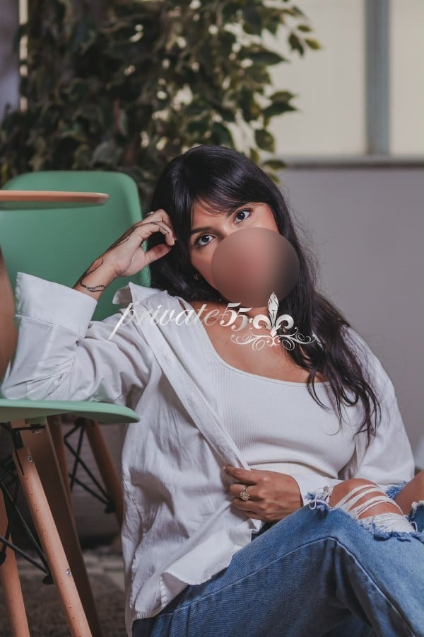 CLARA YANZE - Acompanhantes Rio de Janeiro