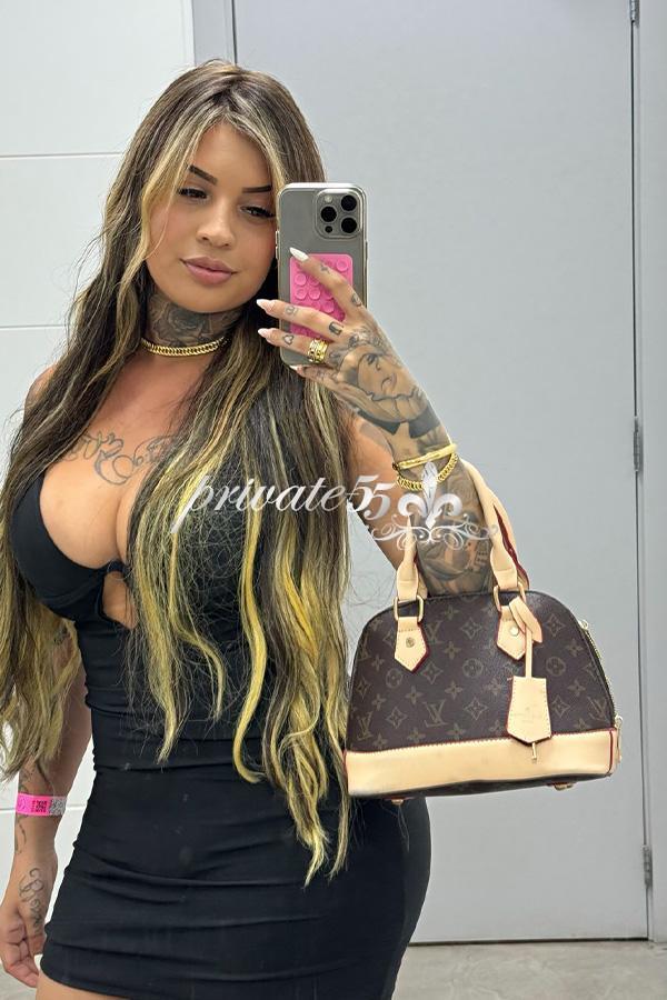 JÚLIA ANDRADE - Acompanhantes Rio de Janeiro