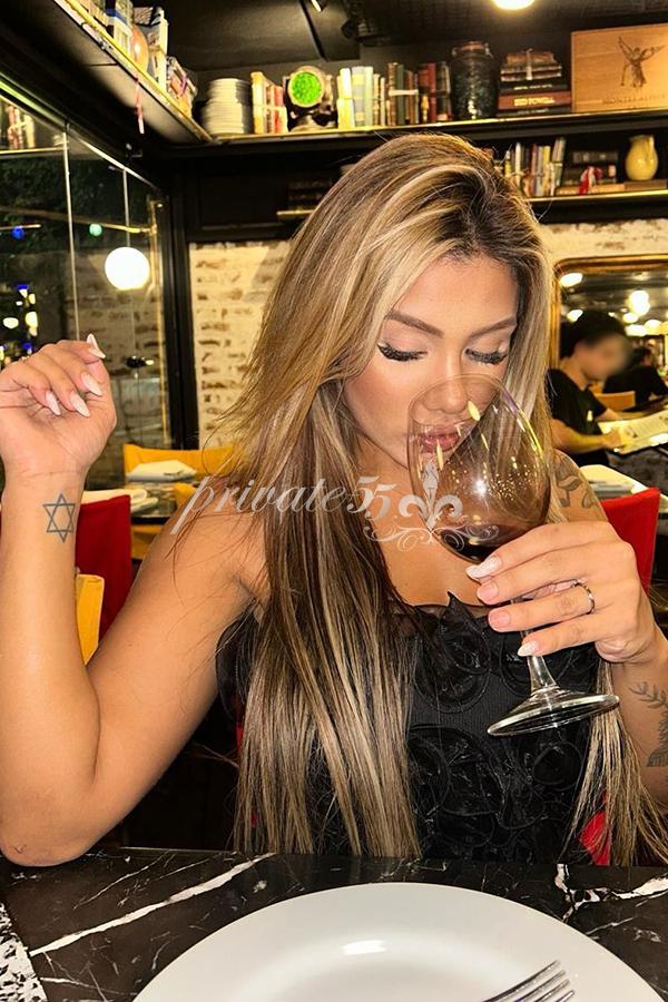 MIA FREITAS - Acompanhantes Rio de Janeiro