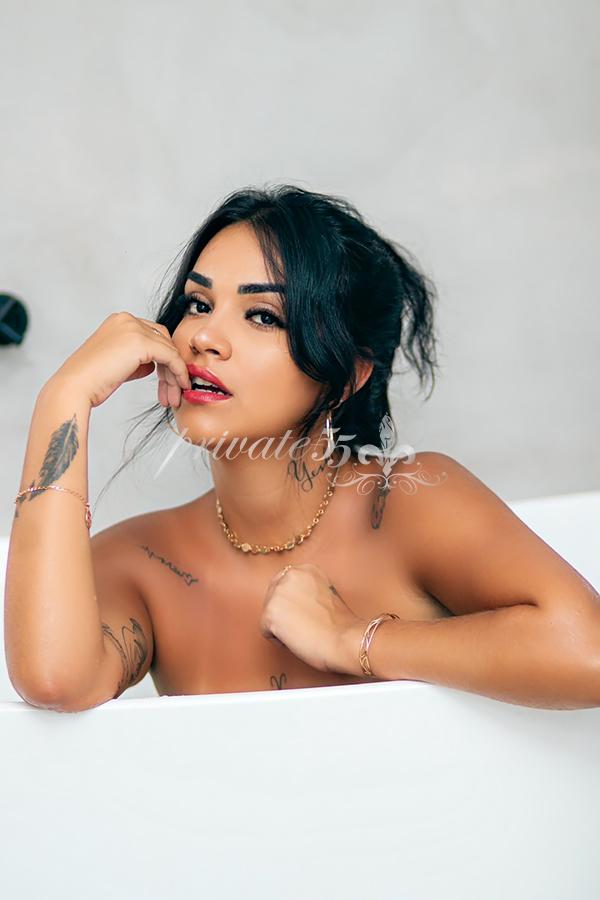 MONIQUE MENEZES - Acompanhantes Rio de Janeiro
